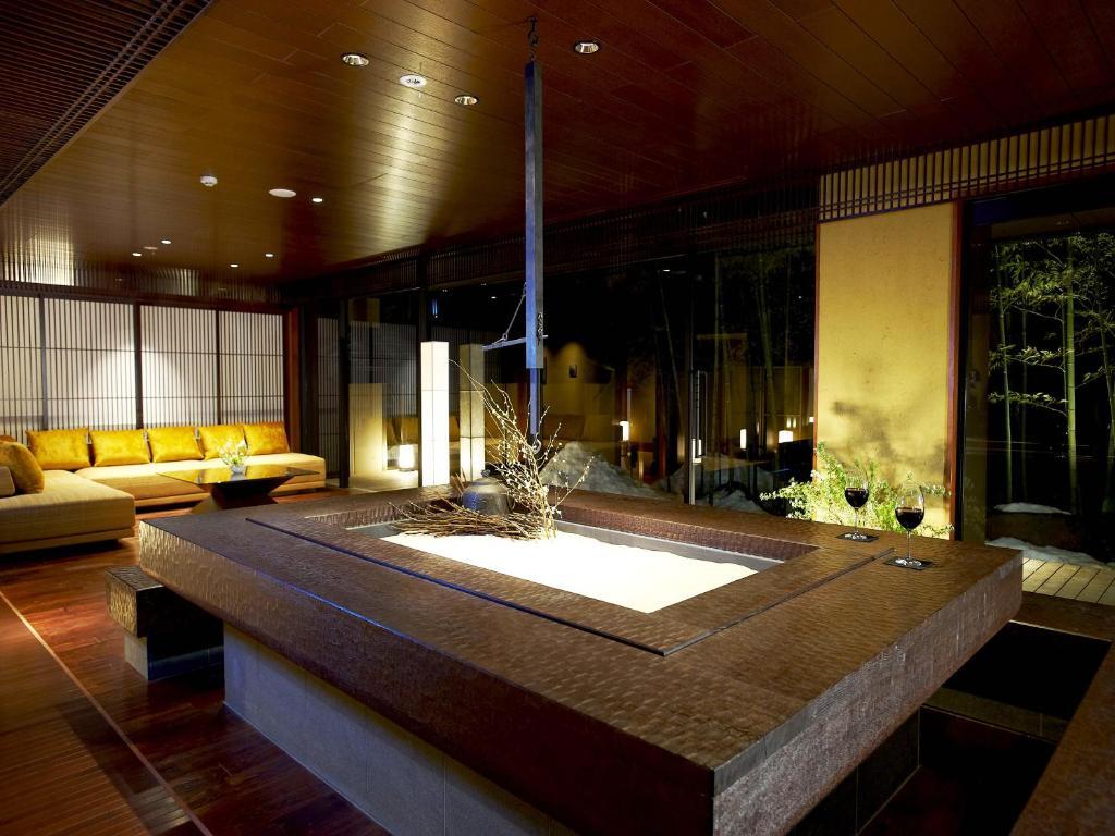 Hotel 竹泉荘 Chikusenso Onsen Zao Exterior foto